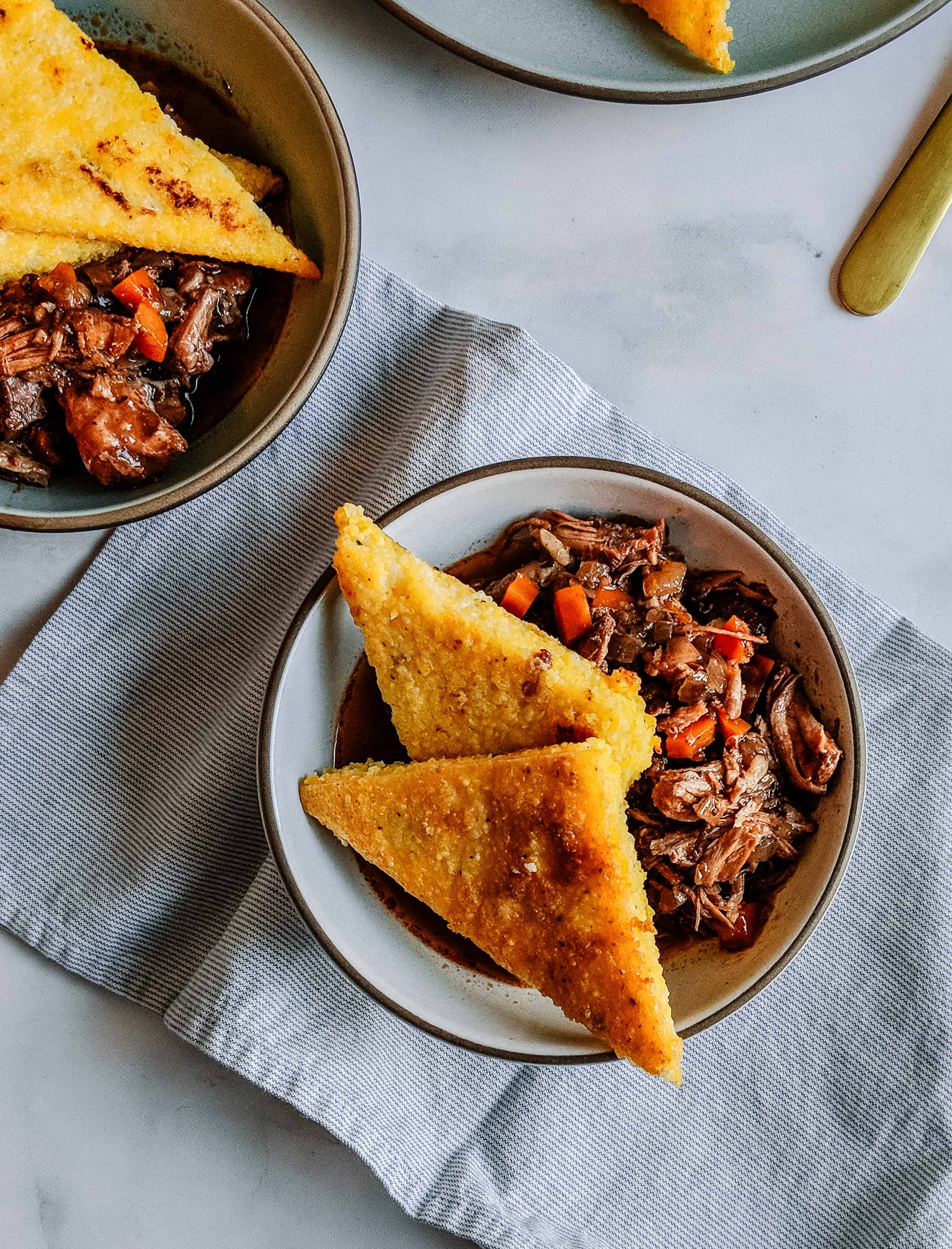 Slow cooker beef shanks with crispy polenta triangles - Cocoa & Salt