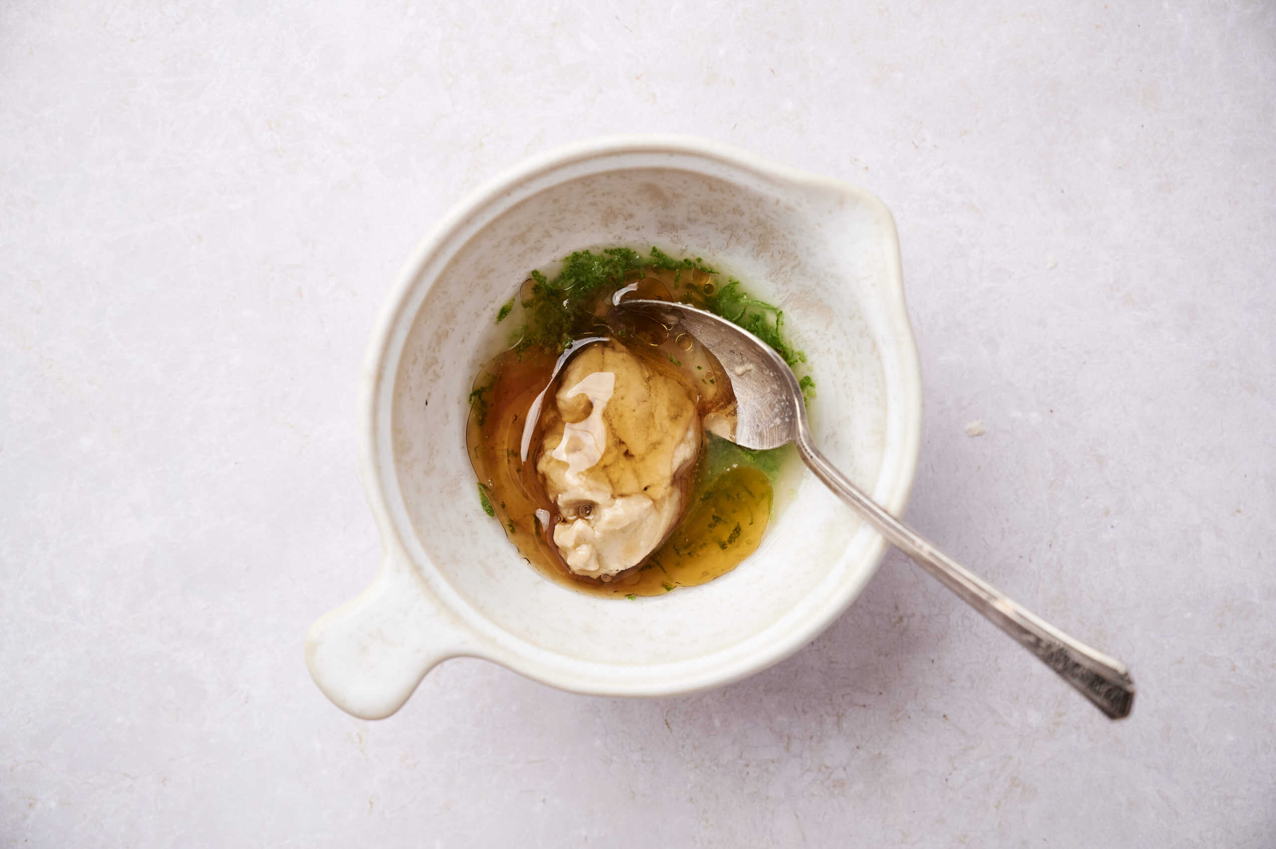 making sesame dressing for noodles 