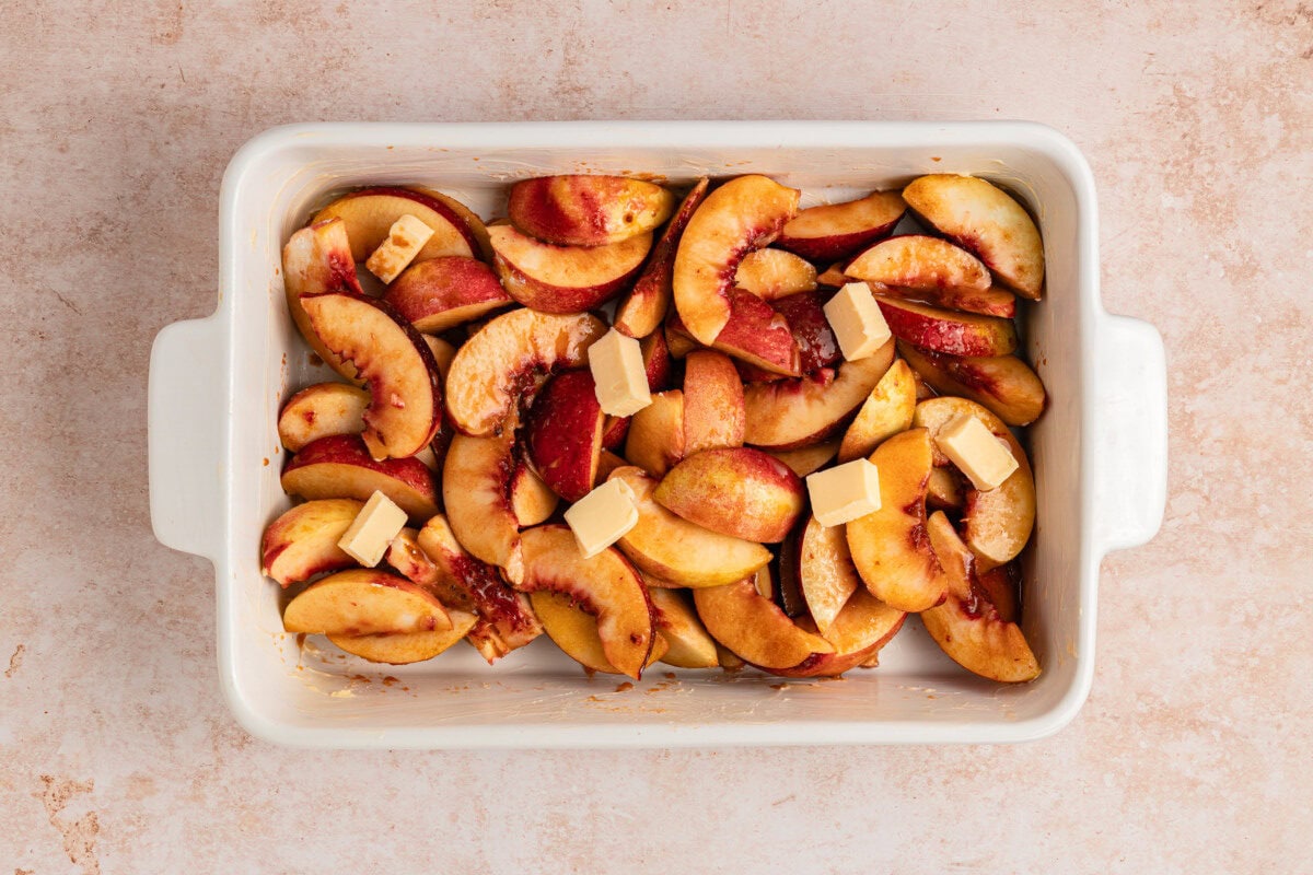 Making nectarine cobbler filling